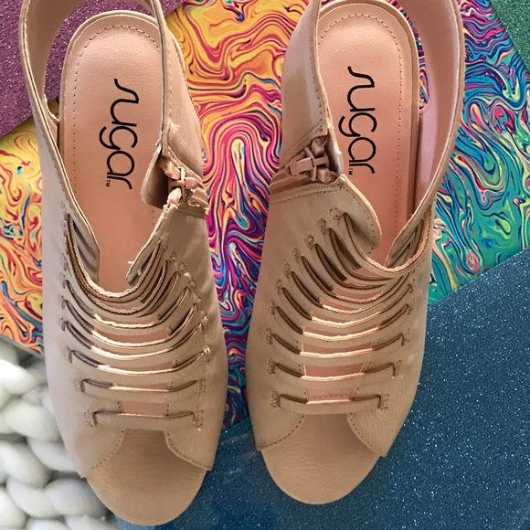 Sugar heels: Bin A2 - Picture 4 of 6